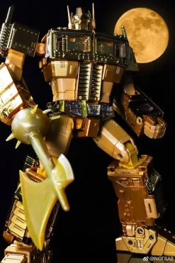 Takara MP10G MP-10G Masterpiece Optimus Prime Gold Lagoon Edition -Action Figure Shop 239dd087f7