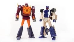 Xtransbots MM-XIII Crackup (Stunticons Breakdown) MX-XIII MX-13 -Action Figure Shop 2d6e69919f