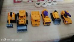 Yuexing Devastator Full Set Of 6 -Action Figure Shop 305f1d1493