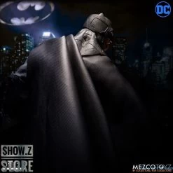 MEZCO Toyz DC Comics One:12 Collective Batman: Supreme Knight -Action Figure Shop 441716361e