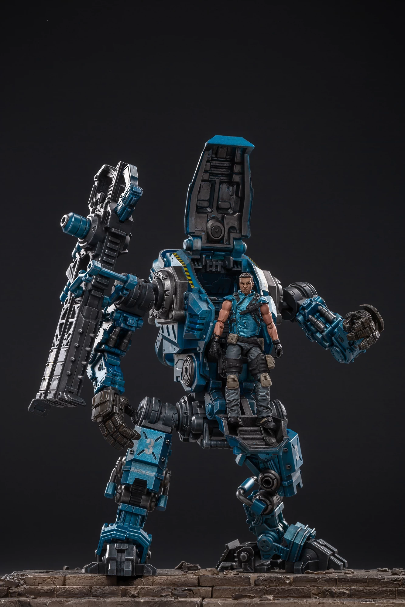 JoyToy Source Acid Rain 1/18 Freeman Machine Armor W/ Pilot Mechas & Soldiers Figure Set Navy Blue Version 9 JoyToy Source Acid Rain 1/18 Freeman Machine Armor W/ Pilot Mechas & Soldiers Figure Set Navy Blue Version - Image 7