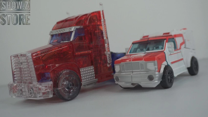APC Toys APC-001 Attack Prime TFP Optimus Prime Clear Version W/ Black Wheels 12 APC Toys APC-001 Attack Prime TFP Optimus Prime Clear Version W/ Black Wheels - Image 10