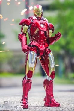 Eastern Model 1/9 Iron Man Mark 7 Model Kit -Action Figure Shop 67de09b5d5