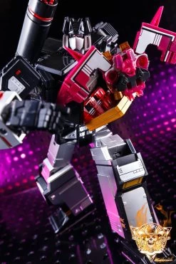 Toy House Factory THF-01B Soundblaster Soundwave MP-13B -Action Figure Shop 69c9f64a81