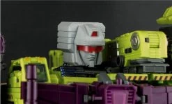 Generation Toy GT-09 Upgrade Kit For GT-06 Devastator -Action Figure Shop 96c4f17a16