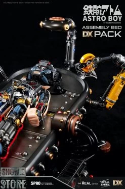 Blitzway X 5PRO Studio Astro Boy Clear Version & Assembly Bed DX Pack -Action Figure Shop 97fbb08e75