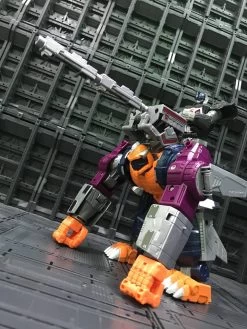 Hasbro PP-27 PP27 Optimal Optimus Power Of Prime Leader Class -Action Figure Shop 9cdb559c9e