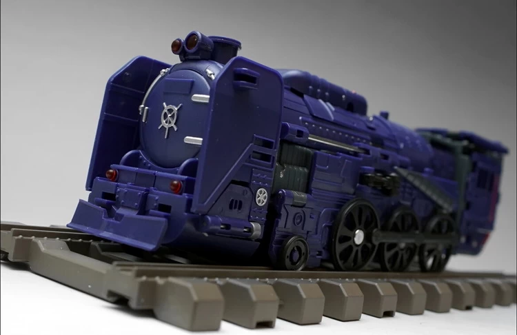 ToyWorld TW-06C Devil Star Astrotrain Comic Version 9 ToyWorld TW-06C Devil Star Astrotrain Comic Version - Image 7