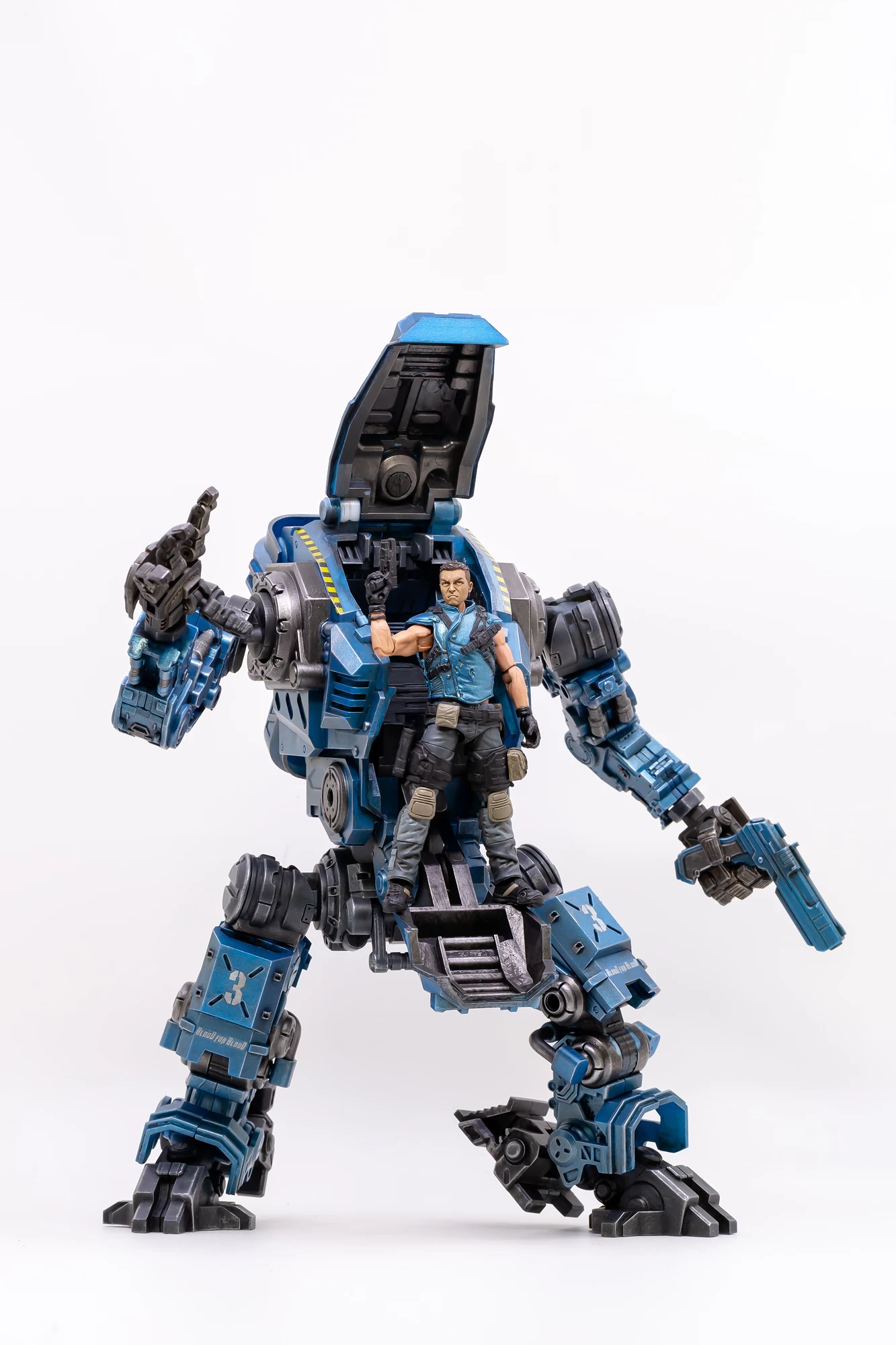 JoyToy Source Acid Rain 1/18 Freeman Machine Armor W/ Pilot Mechas & Soldiers Figure Set Navy Blue Version 5 JoyToy Source Acid Rain 1/18 Freeman Machine Armor W/ Pilot Mechas & Soldiers Figure Set Navy Blue Version - Image 3