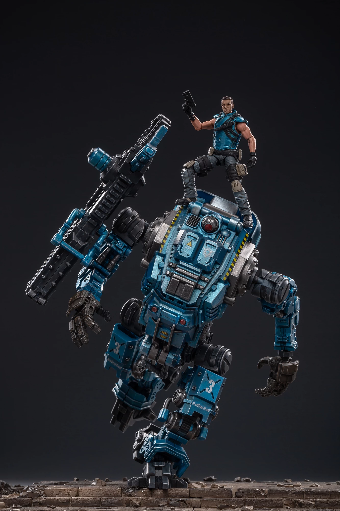 JoyToy Source Acid Rain 1/18 Freeman Machine Armor W/ Pilot Mechas & Soldiers Figure Set Navy Blue Version 11 JoyToy Source Acid Rain 1/18 Freeman Machine Armor W/ Pilot Mechas & Soldiers Figure Set Navy Blue Version - Image 9