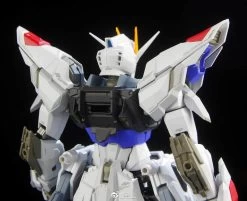 Wuming WMNL NoName 1/100 MG ZGMF-X10A ZGMFX10A Freedom Gundam Version 2.0 -Action Figure Shop ac95a9637e