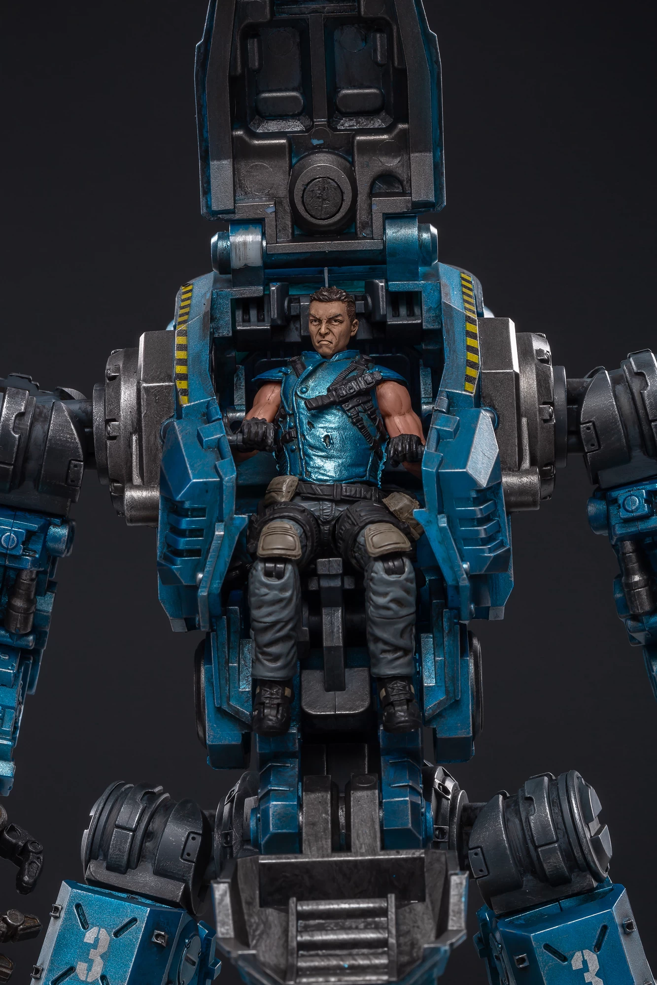 JoyToy Source Acid Rain 1/18 Freeman Machine Armor W/ Pilot Mechas & Soldiers Figure Set Navy Blue Version 8 JoyToy Source Acid Rain 1/18 Freeman Machine Armor W/ Pilot Mechas & Soldiers Figure Set Navy Blue Version - Image 6