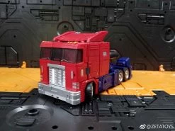 Zeta Toys EX-01 MP10 Optimus Prime -Action Figure Shop e58e0e4e64